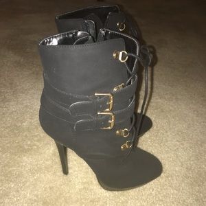 Black Heel boots